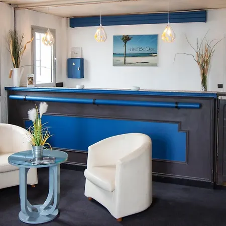 Отель Bel Azur 2*